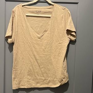 NWT Jcrew vintage cotton v neck in harvest flax. Size large.